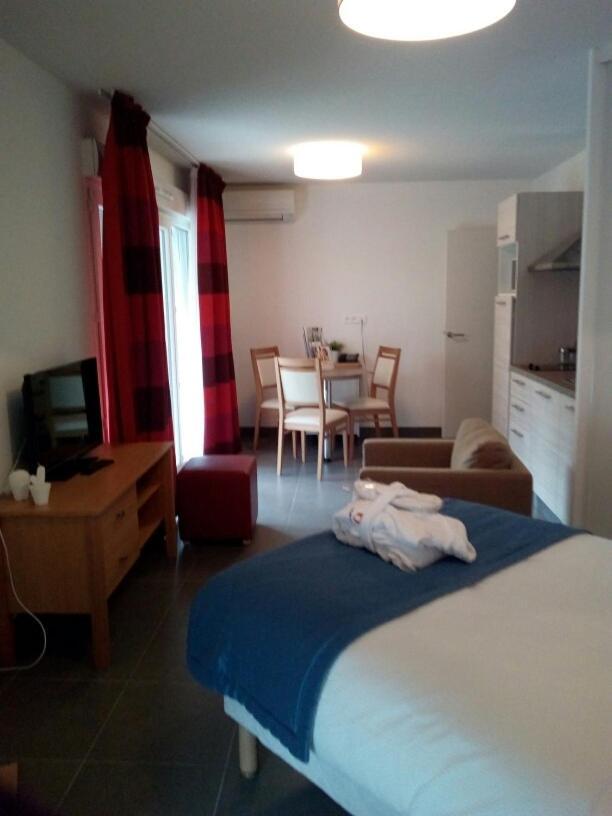 Aparthotel Domitys Le Ruban d'Azur Sète Exterior foto